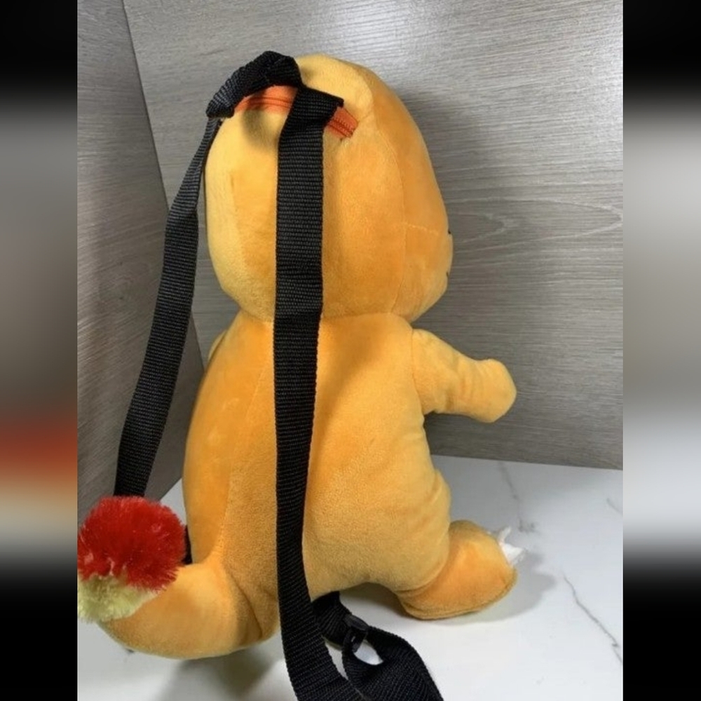 Charmander Backpack - Picture 12 of 14